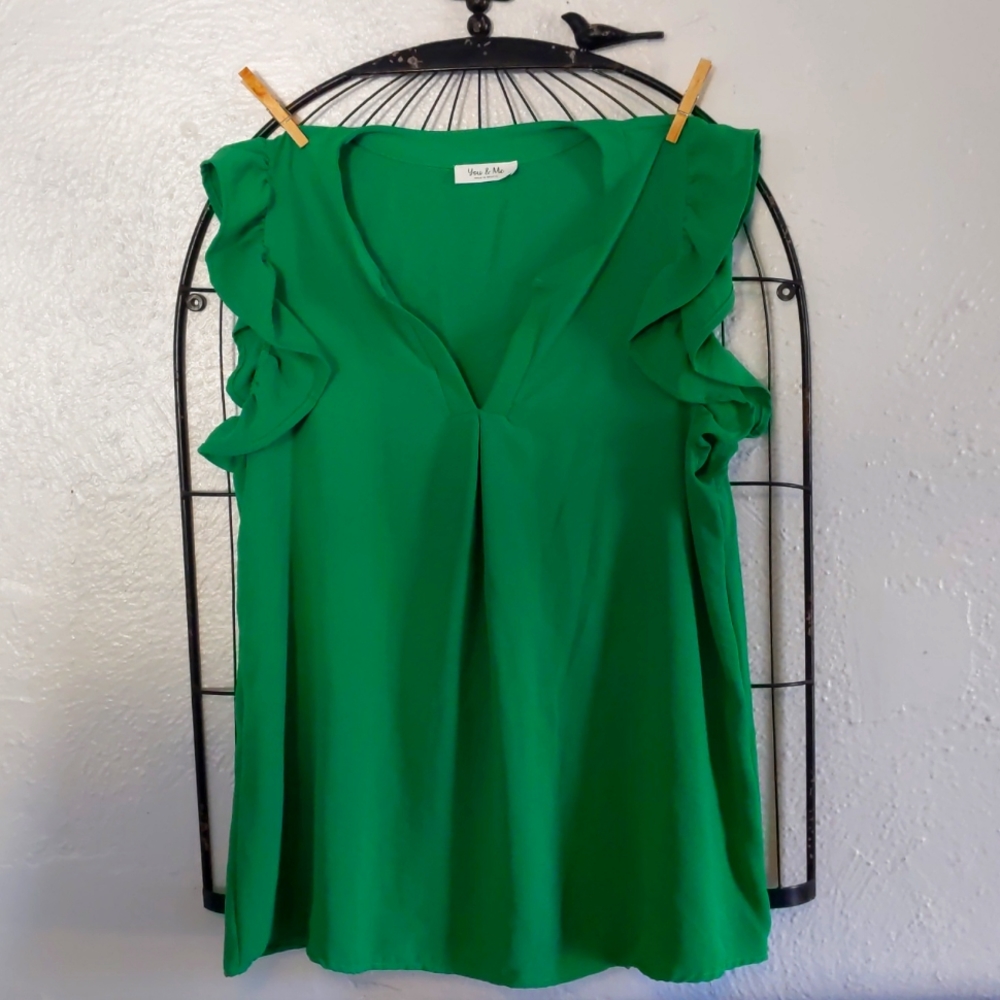 NWOT Women's green blouse, size large
